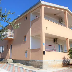 Vesna Apartament Seget Vranjica